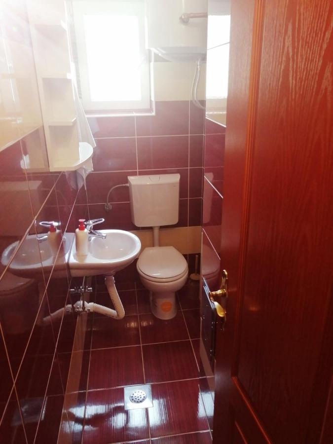 Nemanja Apartment เทรบินเย ภายนอก รูปภาพ