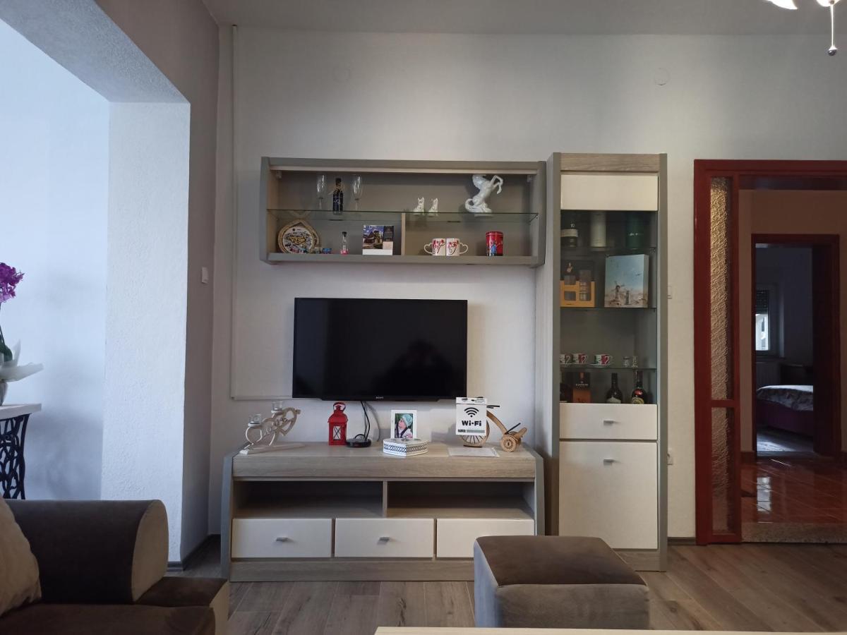 Nemanja Apartment เทรบินเย ภายนอก รูปภาพ